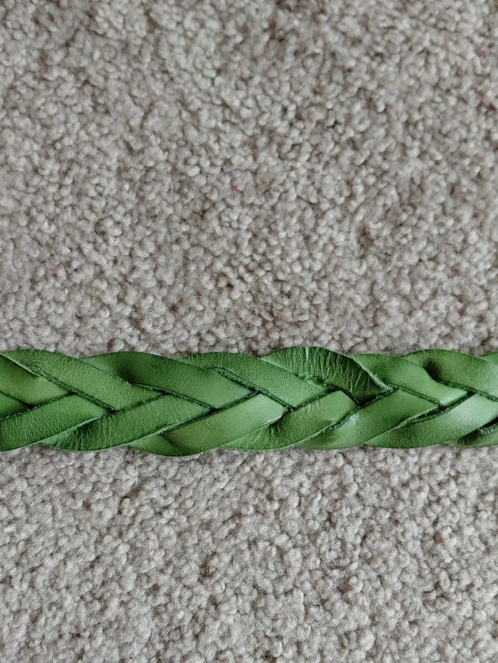 N/A chic green